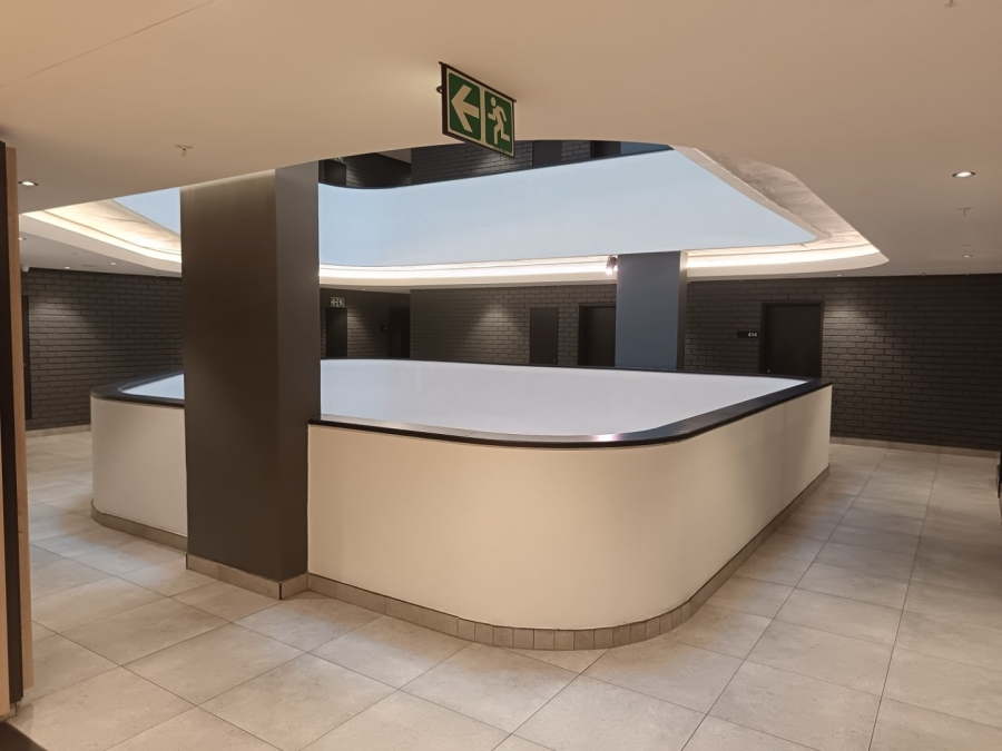 To Let 1 Bedroom Property for Rent in Sea Point Western Cape